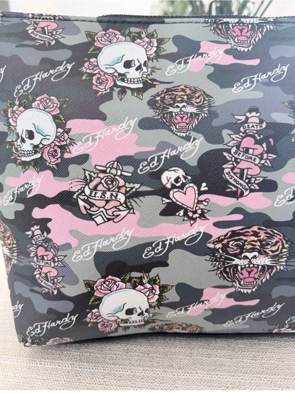 Ed Hardy Pink Black Gray Camo Skull Cosmetic Pouch